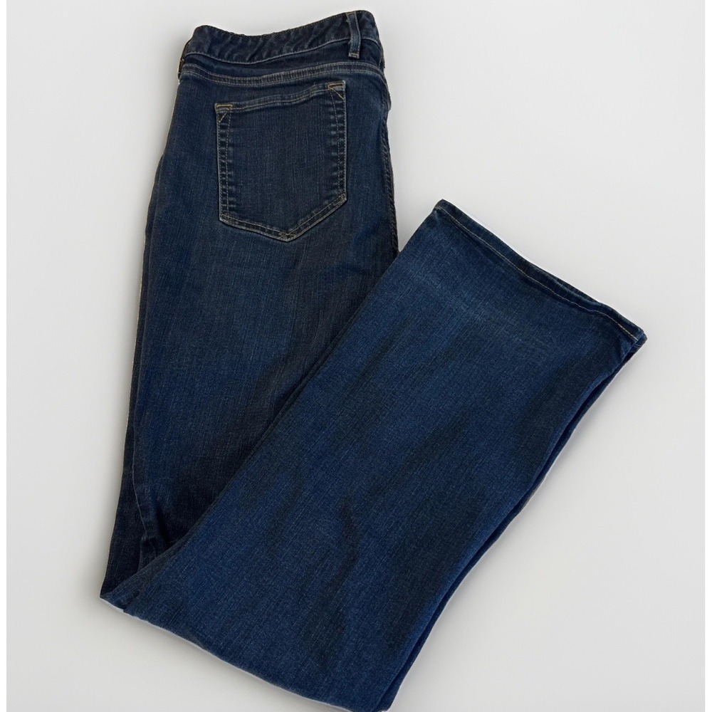 Eddie Bauer Truly Straight Women's Mid-Rise Bootcut Jeans Size 16 Dark Blue Wash